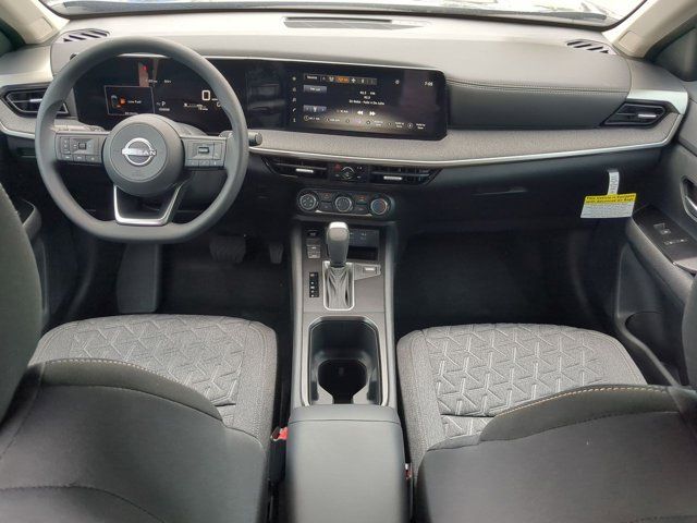 Vehicle image 13 of 29