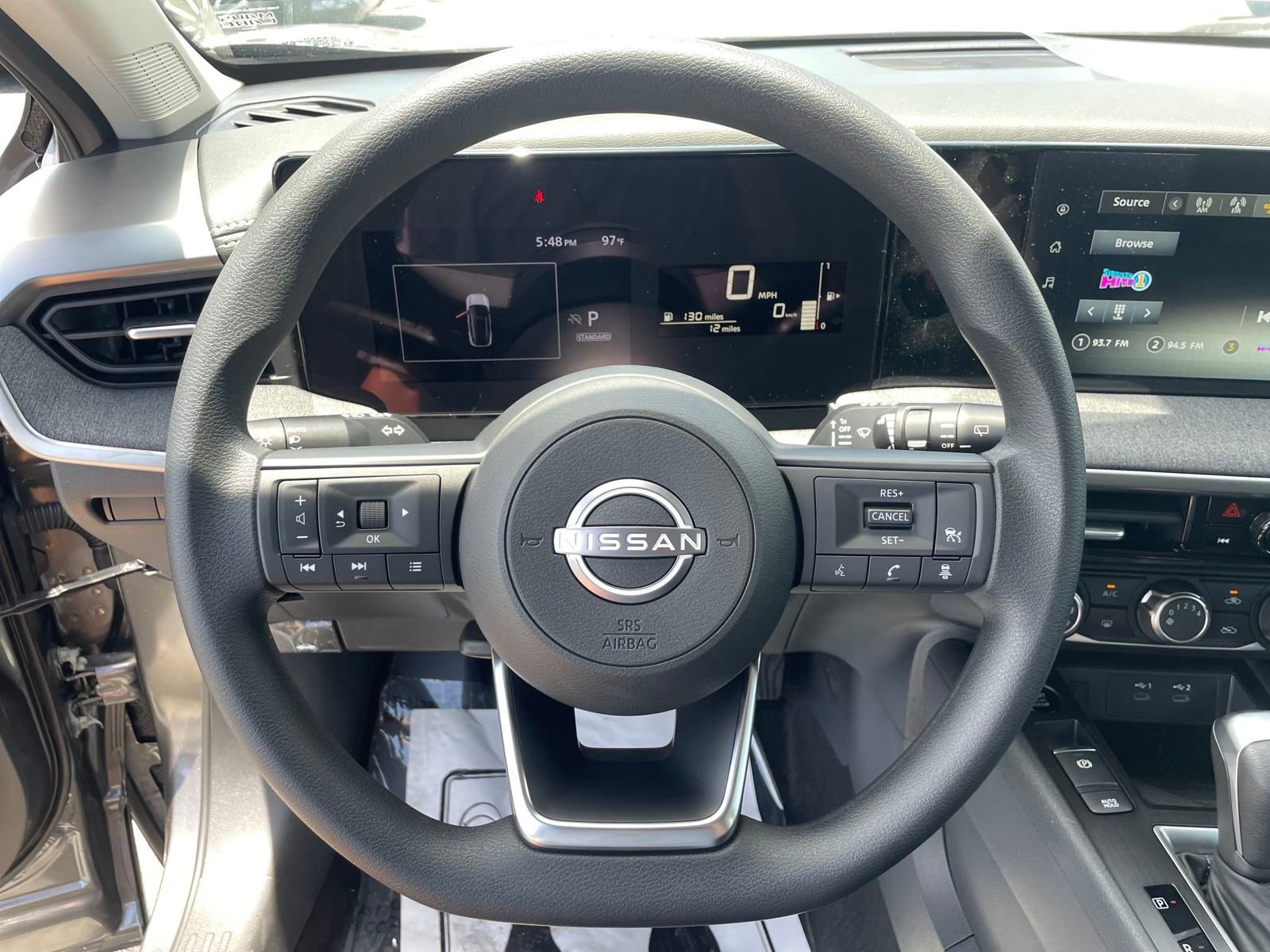 Vehicle image 14 of 18