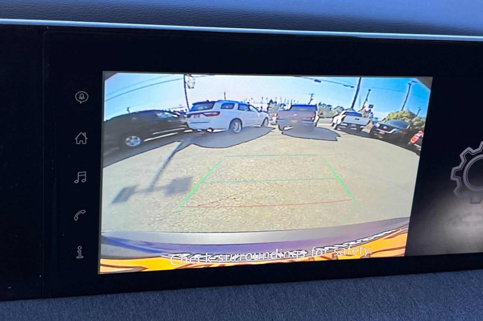 Vehicle image 19 of 31