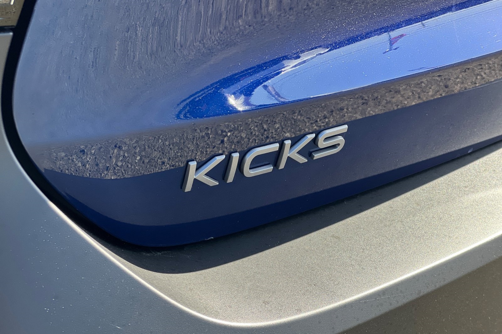 Vehicle image 9 of 31