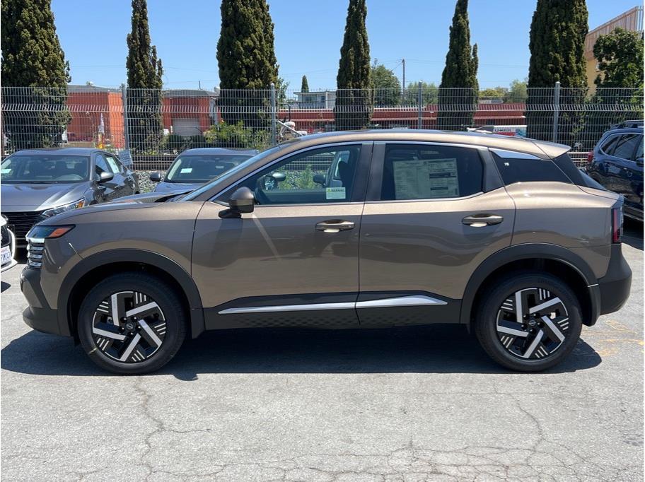 Vehicle image 6 of 22