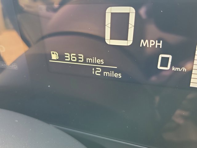 Vehicle image 14 of 30