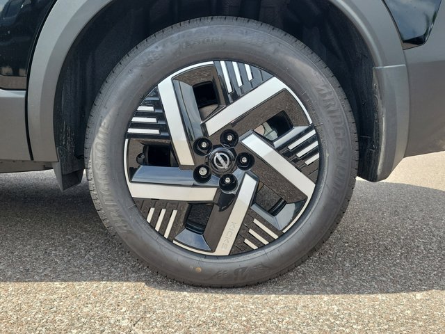 Vehicle image 5 of 30