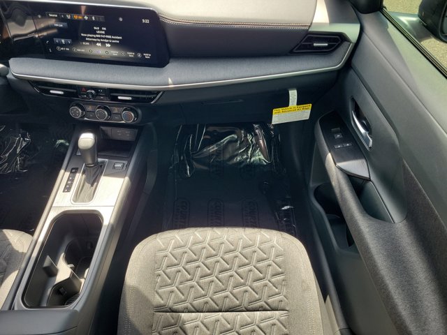 Vehicle image 28 of 30
