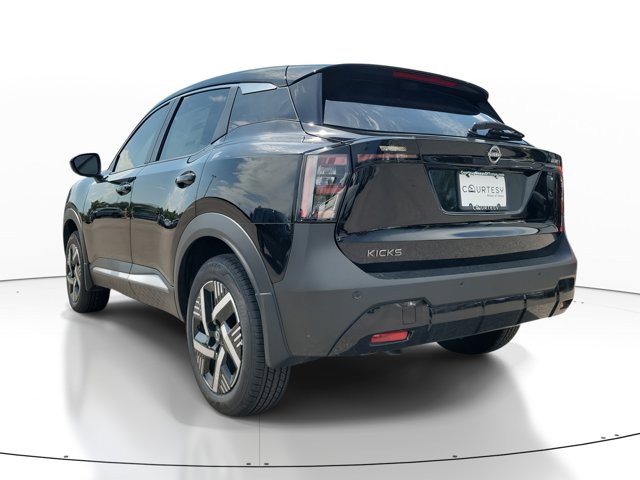 Vehicle image 4 of 30