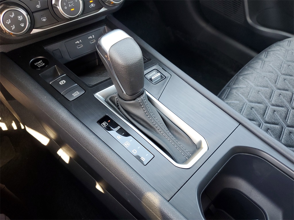 Vehicle image 13 of 13