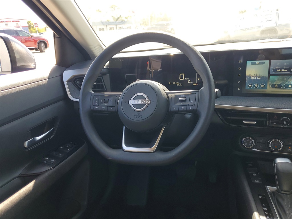 Vehicle image 8 of 13