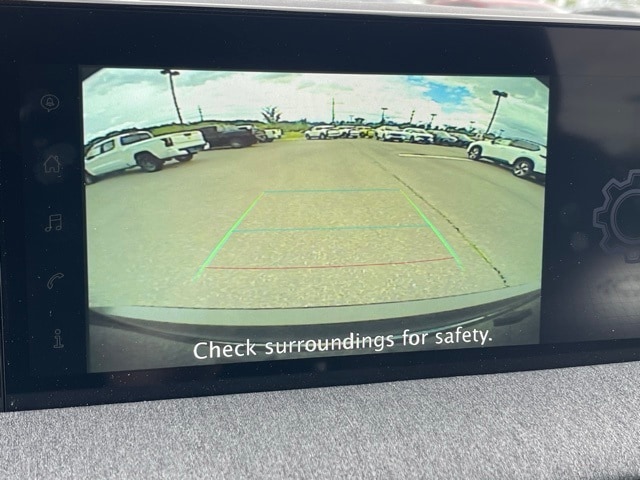 2025 Nissan Kicks SV Image 28 of 28