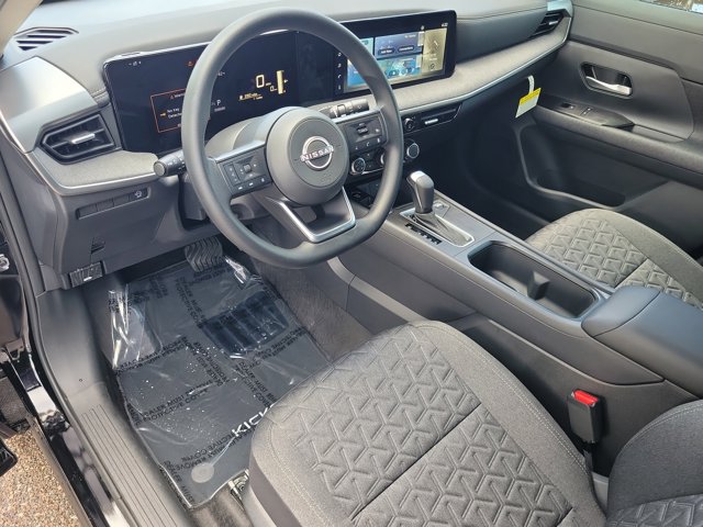 Vehicle image 13 of 30