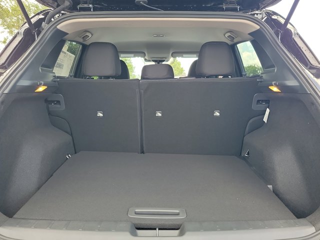 Vehicle image 6 of 30