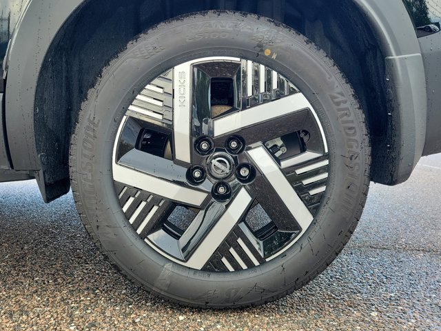 Vehicle image 5 of 30