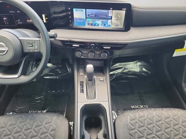 Vehicle image 10 of 30