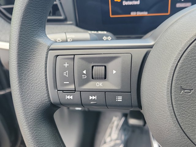 Vehicle image 20 of 30