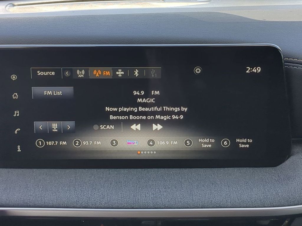 Vehicle image 18 of 31