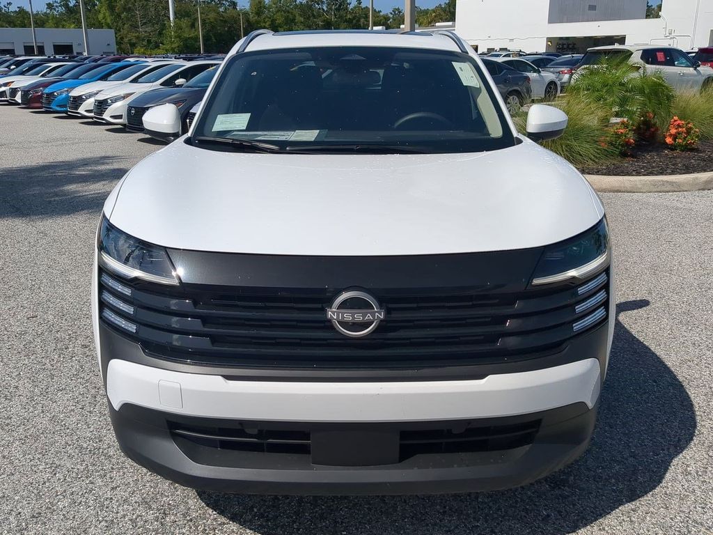 Vehicle image 3 of 31