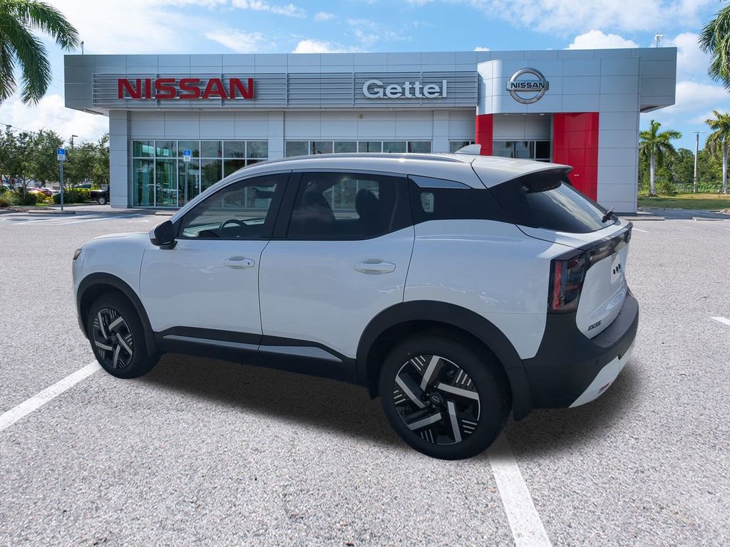 Vehicle image 8 of 31