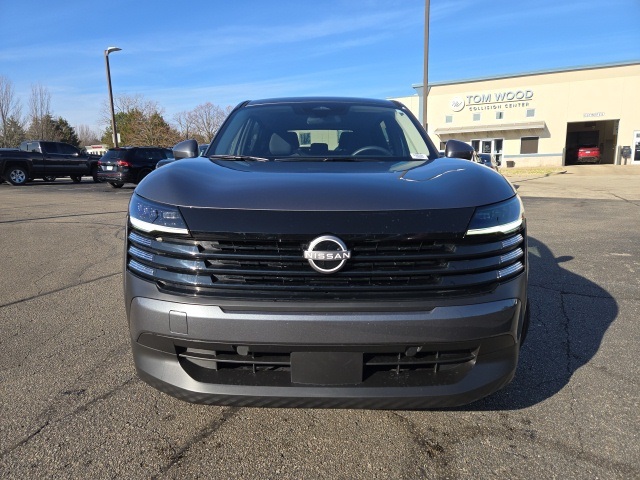 Vehicle image 61 of 66