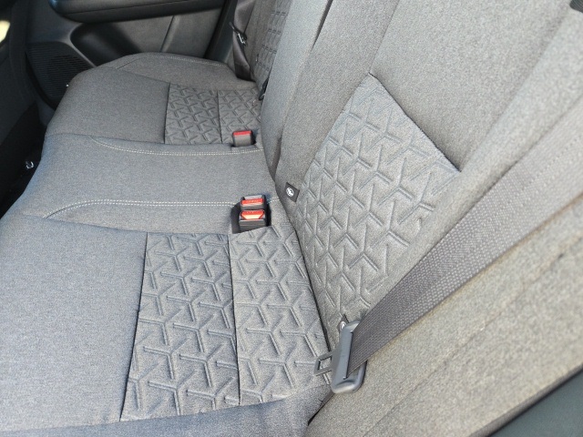 Vehicle image 31 of 66