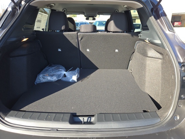 Vehicle image 13 of 66
