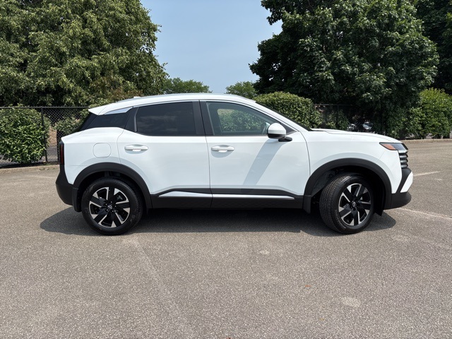 Vehicle image 5 of 69