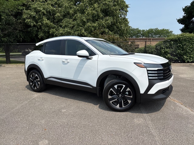 Vehicle image 4 of 69