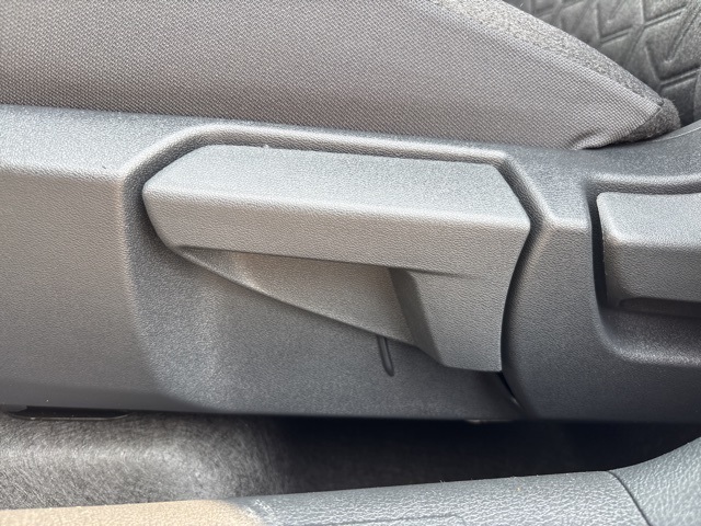 Vehicle image 21 of 69