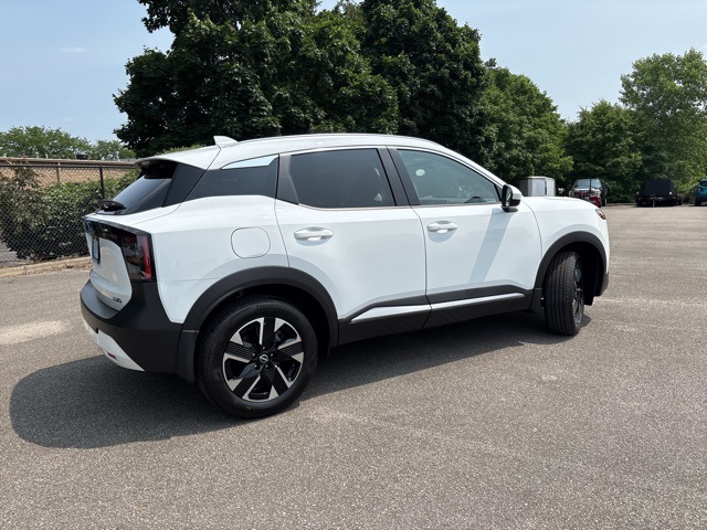 Vehicle image 6 of 69