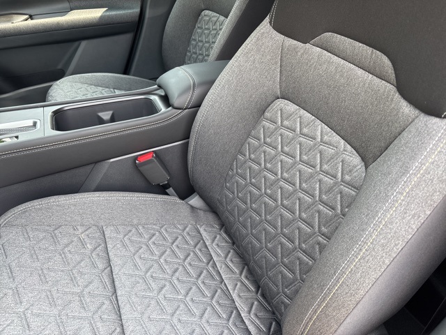 Vehicle image 19 of 69