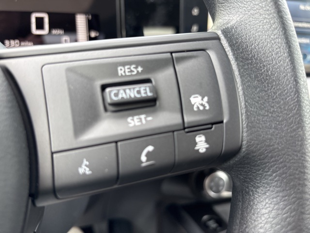Vehicle image 35 of 69