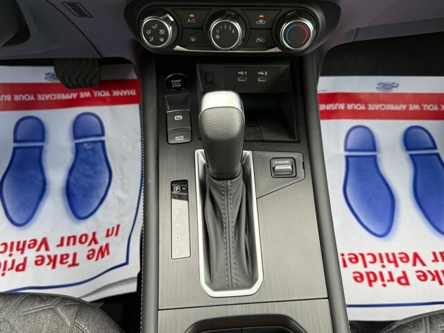 2025 Nissan Kicks SV Image 28 of 28