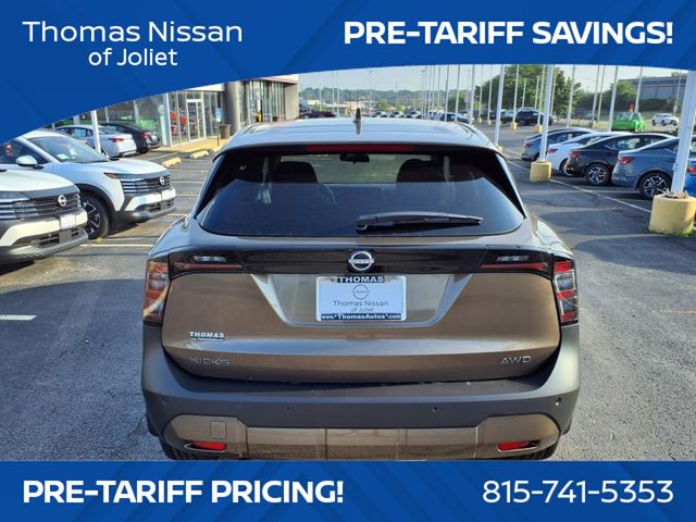 Vehicle image 23 of 25