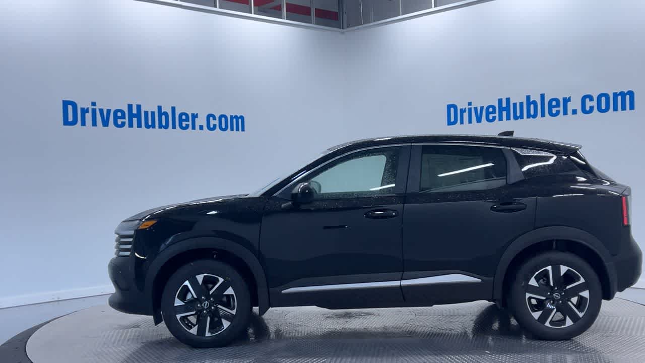Vehicle image 8 of 43