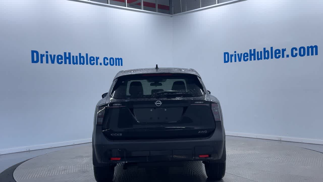 Vehicle image 9 of 43