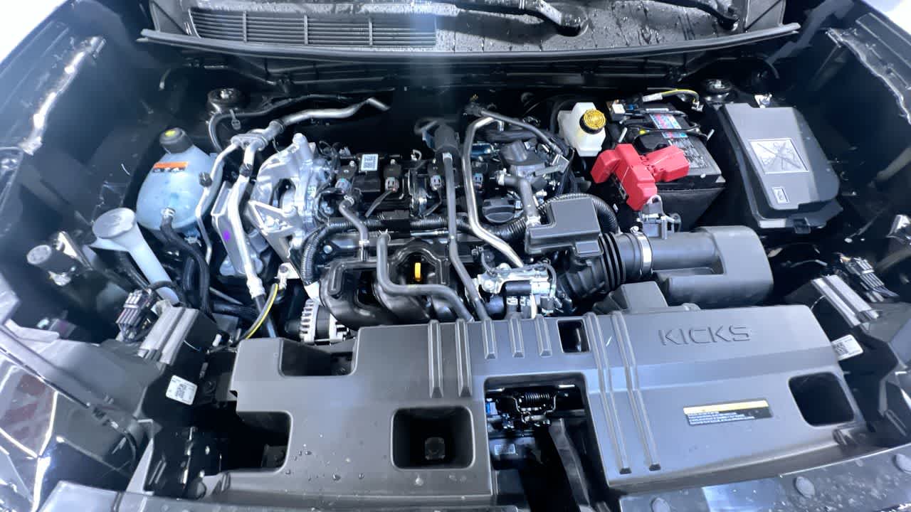 Vehicle image 11 of 43