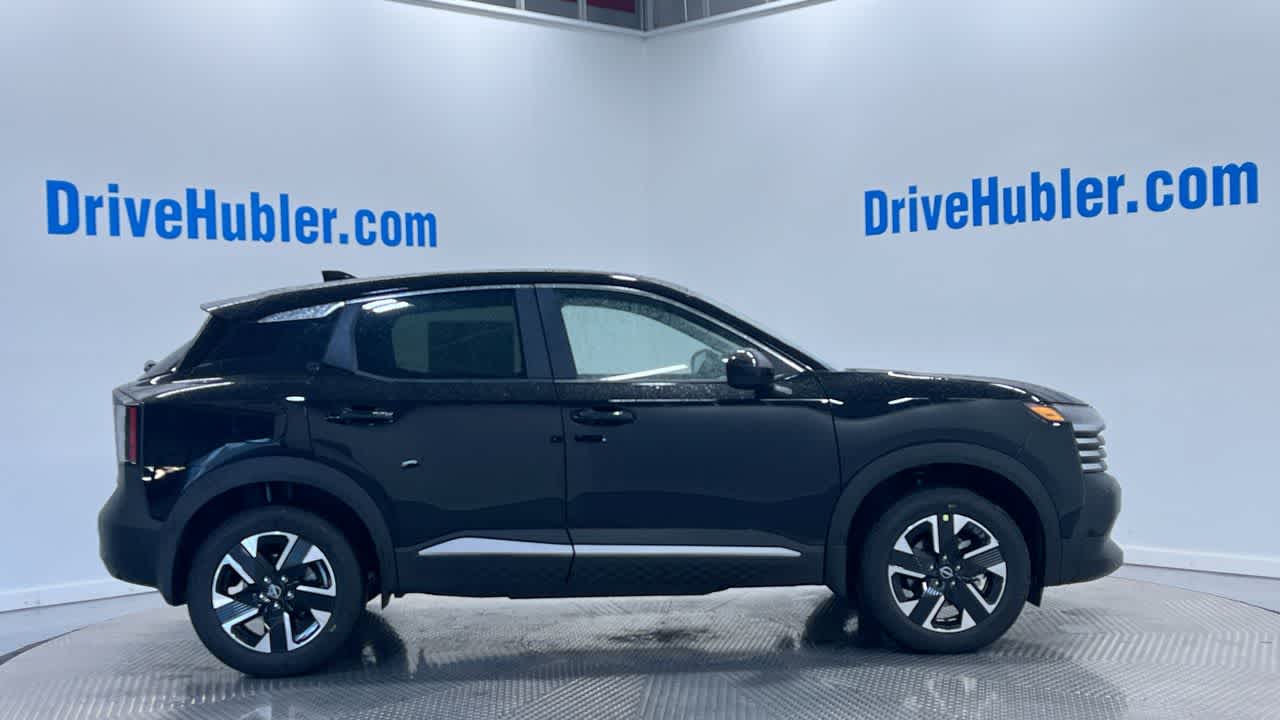 Vehicle image 4 of 43