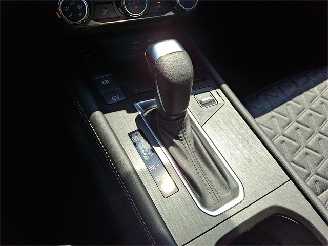 2025 Nissan Kicks SV Image 10 of 11