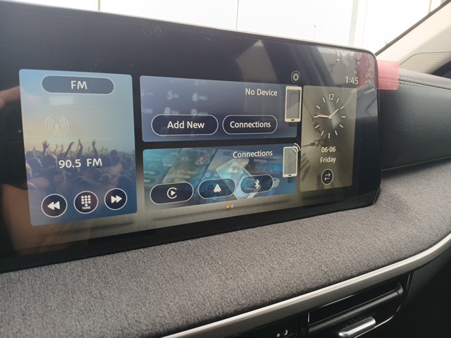 Vehicle image 42 of 69