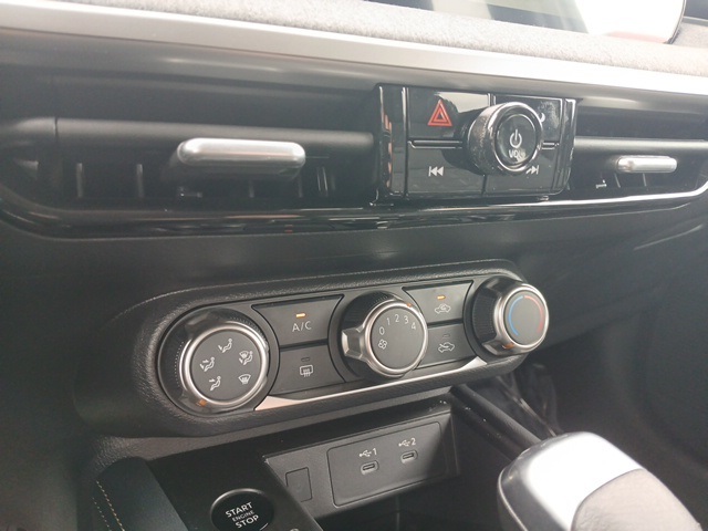 Vehicle image 41 of 69