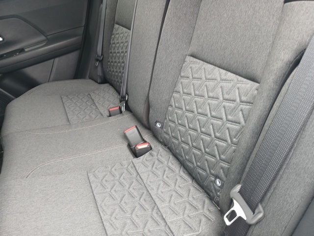 Vehicle image 28 of 69
