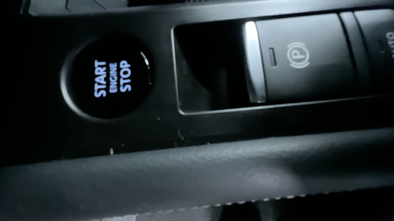 Vehicle image 16 of 42