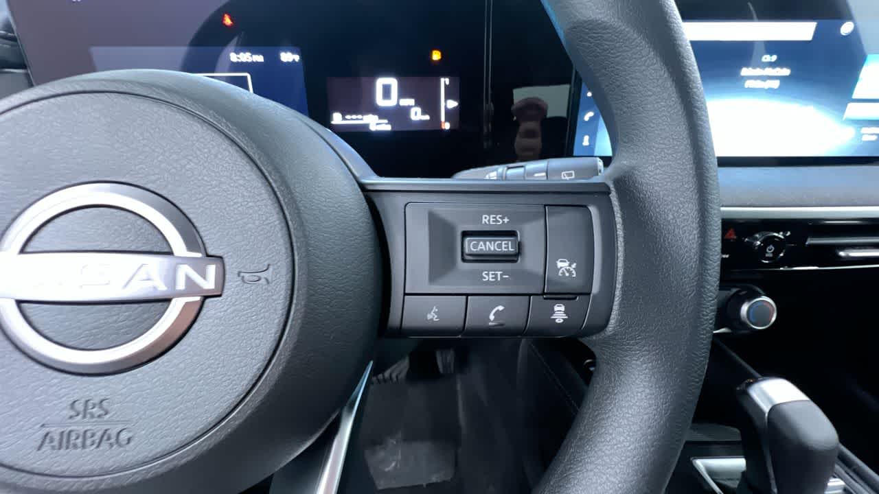 Vehicle image 20 of 42