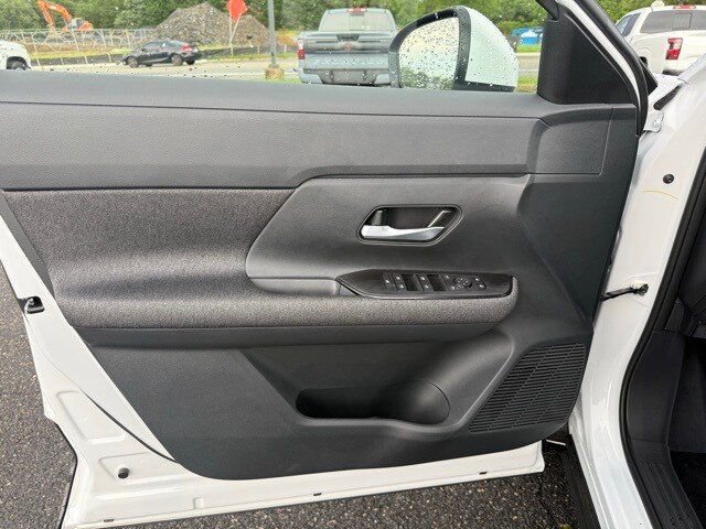 2025 Nissan Kicks SV Image 20 of 30