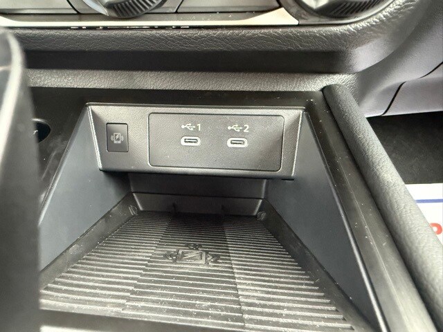 2025 Nissan Kicks SV Image 24 of 30