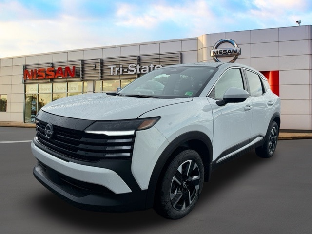 2025 Nissan Kicks SV Image 1 of 30