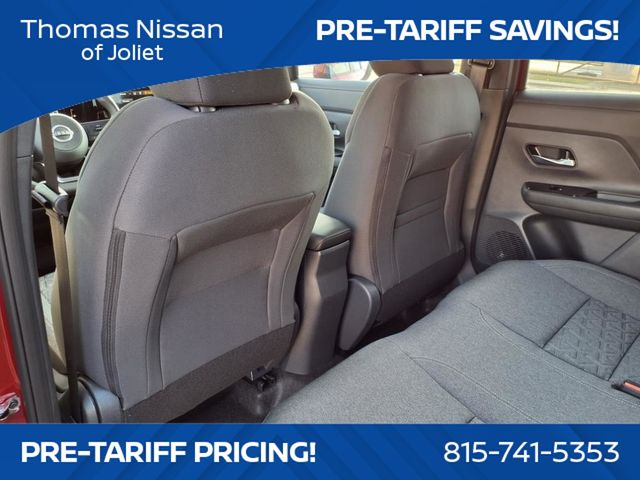 Vehicle image 11 of 25