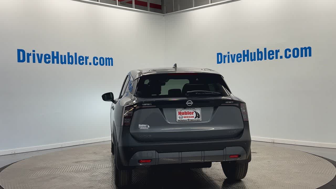 Vehicle image 9 of 27