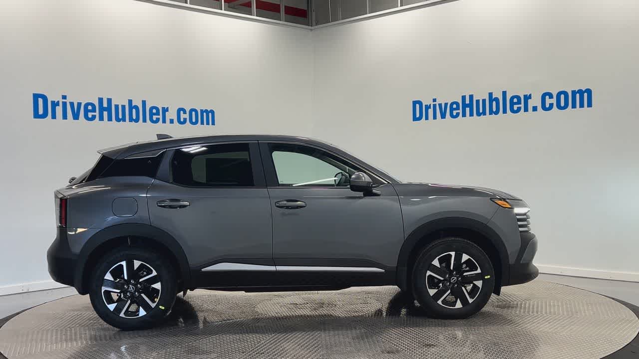 Vehicle image 6 of 27