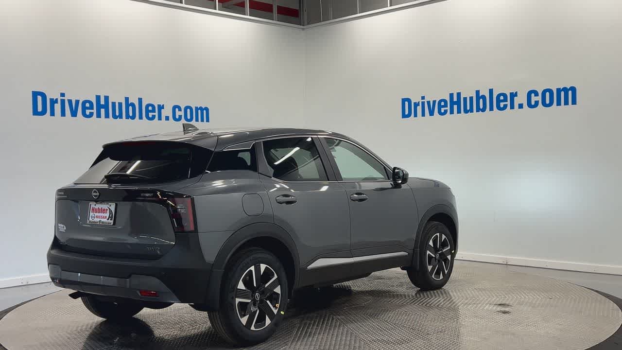 Vehicle image 7 of 27