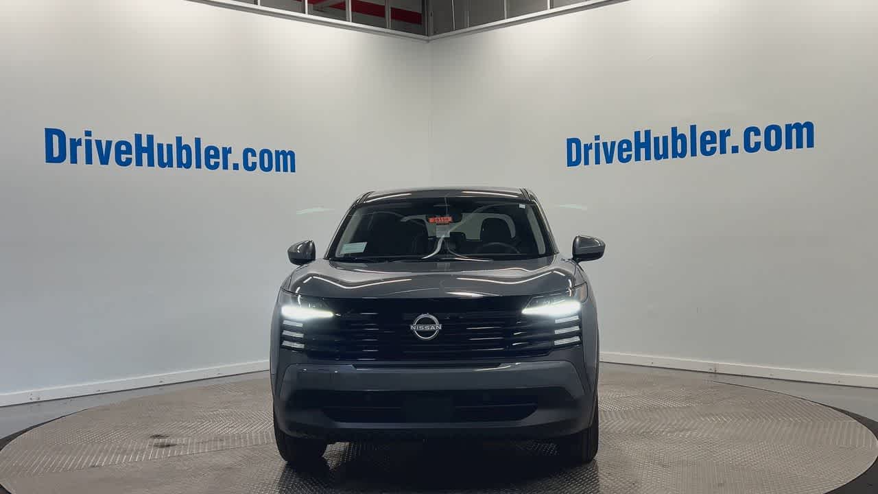 Vehicle image 4 of 27