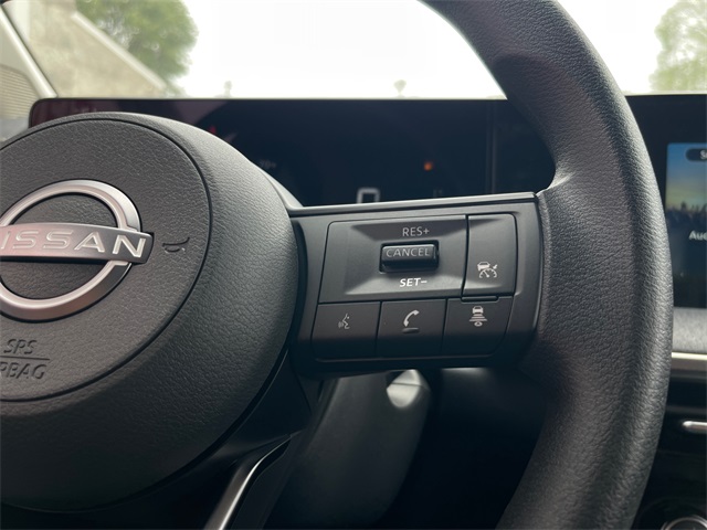 Vehicle image 22 of 29